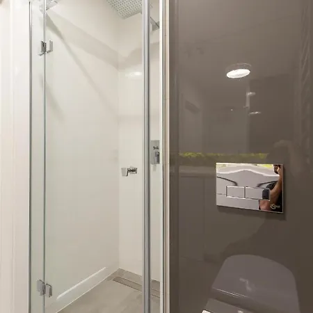 Apart111 - Platinum *