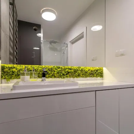 Apart111 - Platinum Apartment