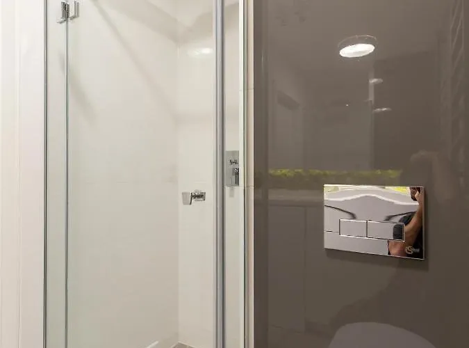 Apart111 - Platinum *