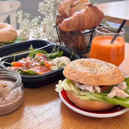 Apart111 - Platinum *